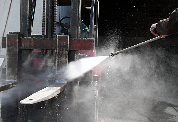Best Parking Lot and Garage Cleaning  in Lwa, CA